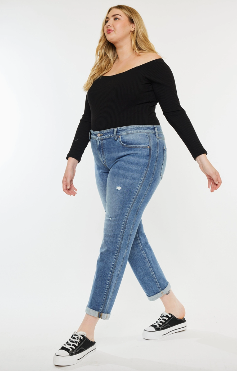 PLUS - Avery Mid Rise Boyfriend Jeans